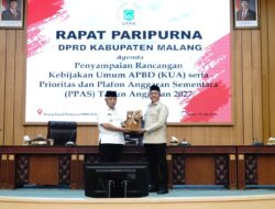 Bidik Penguatan Ekonomi Lokal, Bupati Sanusi Serahkan Rancangan KUA-PPAS 2027 ke DPRD Kabupaten Malang