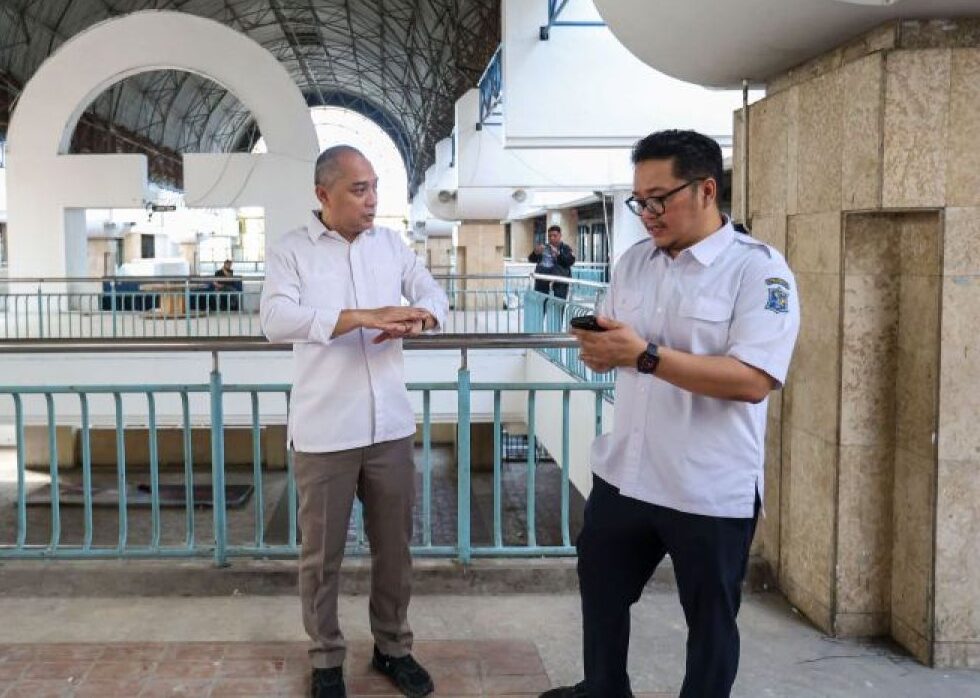 Pemkot Surabaya ,eks Hi-Tech Mall,Pusat Aktivitas Ekonomi kreatif, Subec