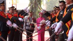 Momen Haru Pedang Pora di Polres Lamongan, AKBP Arif Berpamitan dan AKBP Adityawarman Ambil Alih Kepemimpinan