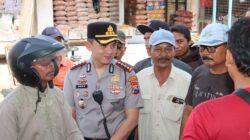 Polisi Bersama Masyarakat  Kapolresta Sumenep Blusukan di Pasar Anom Serap Aspirasi dan Perkuat Kamtibmas